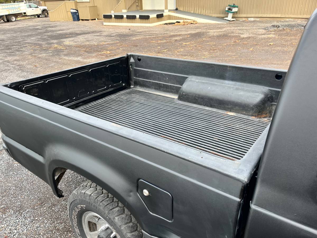 Mazda-b2600-4x4-xcab-1989-6