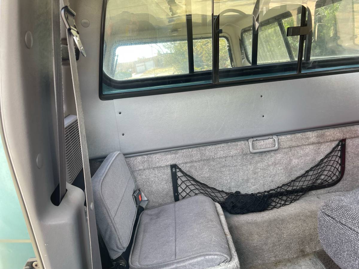 Mazda-b4000-1994-green-17