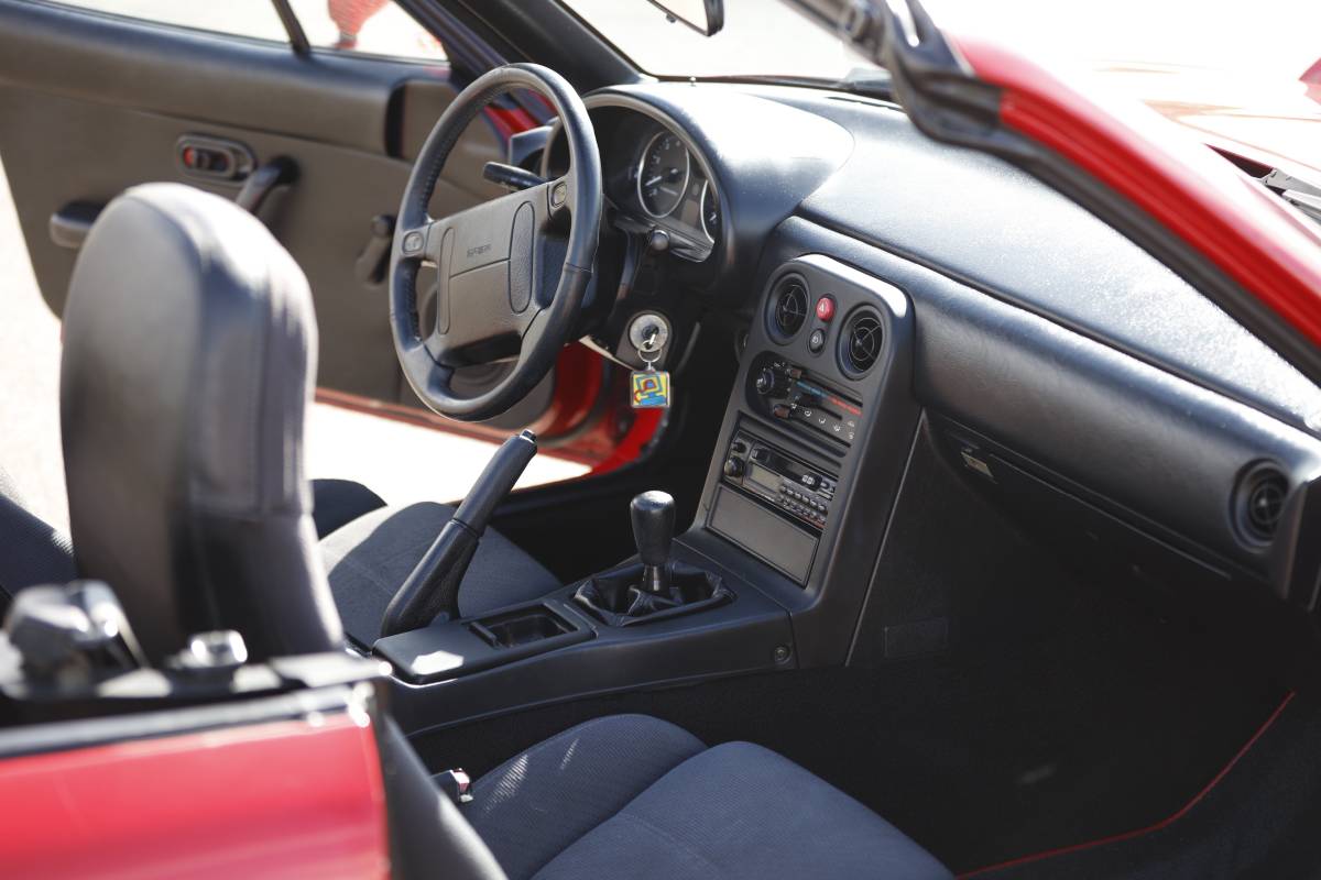Mazda-miata-1990-1