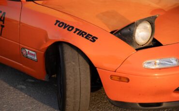 Mazda-miata-1995-orange-18