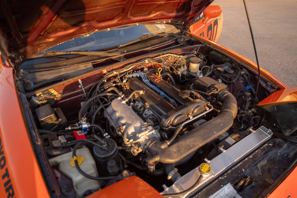 Mazda-miata-1995-orange-21