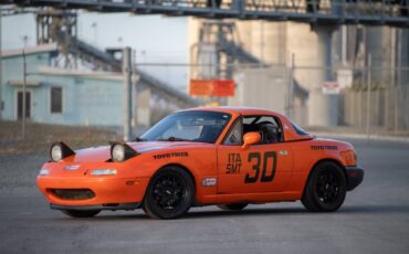 Mazda-miata-1995-orange-24