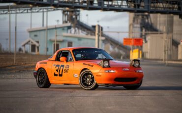 Mazda-miata-1995-orange-35
