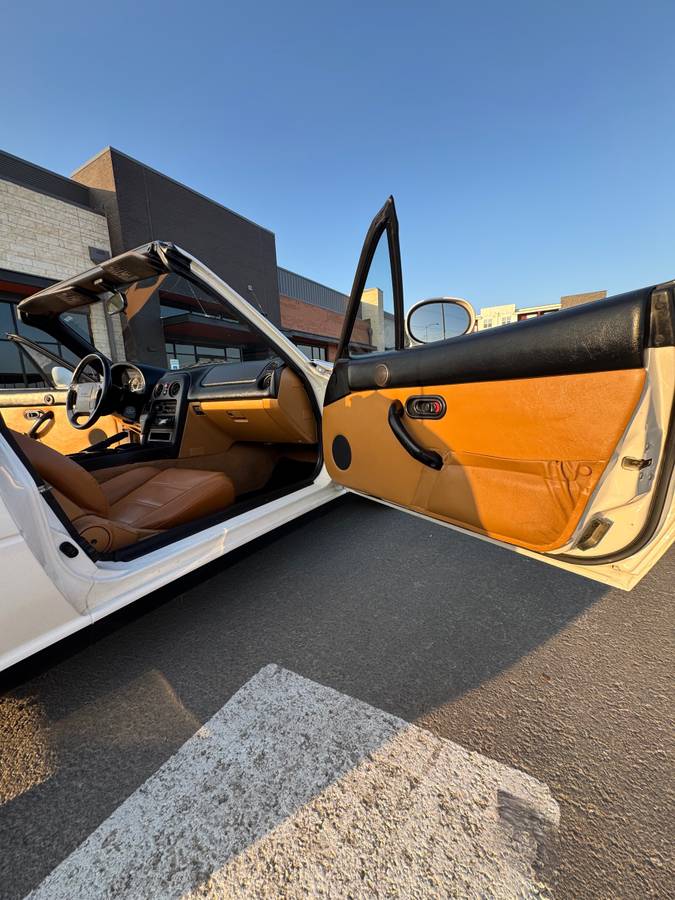 Mazda-miata-mx5-1995-white-11