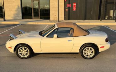 Mazda-miata-mx5-1995-white-2
