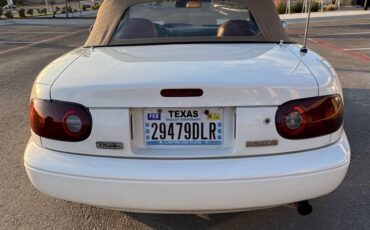 Mazda-miata-mx5-1995-white-9