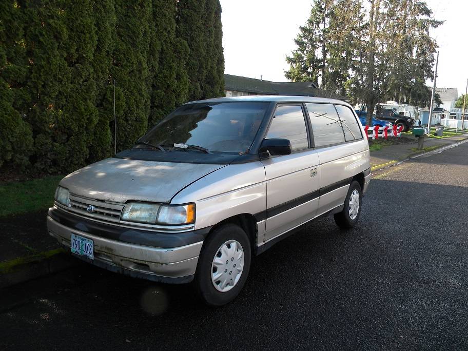 Mazda-mpv-1995-1