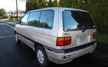 Mazda-mpv-1995-2