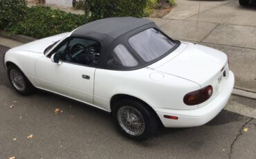 Mazda-mx-5-miata-1990-white-13