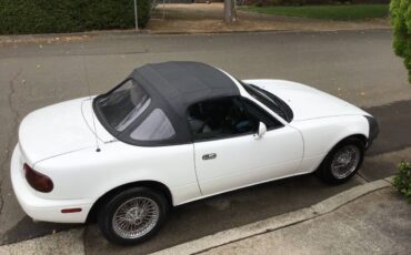 Mazda-mx-5-miata-1990-white-16