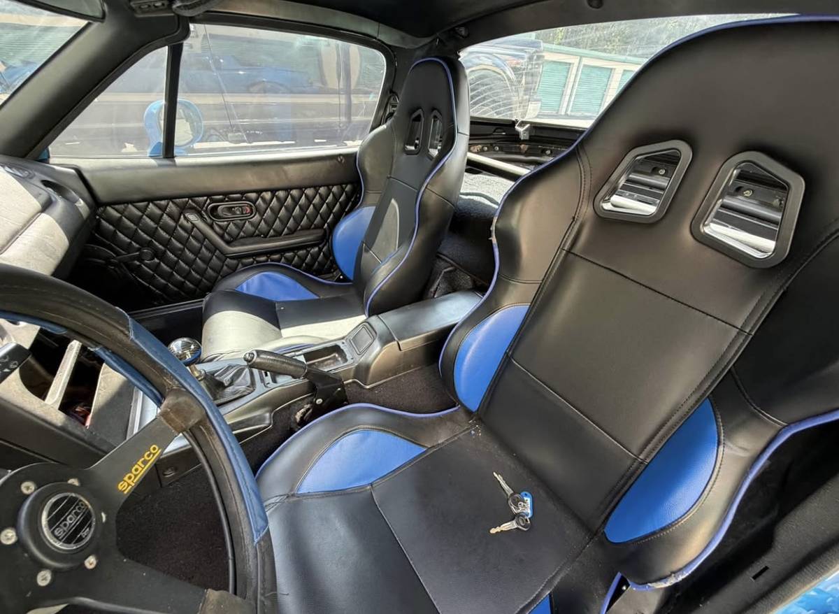 Mazda-mx-5-miata-1994-blue-1