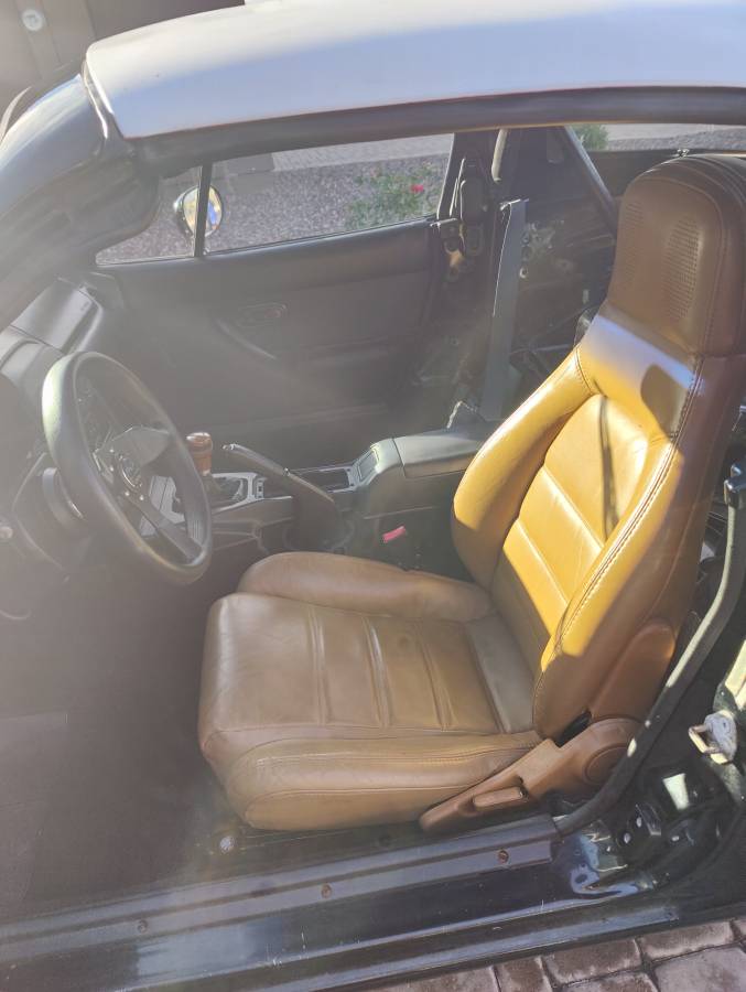 Mazda-mx-5-miata-1995-10