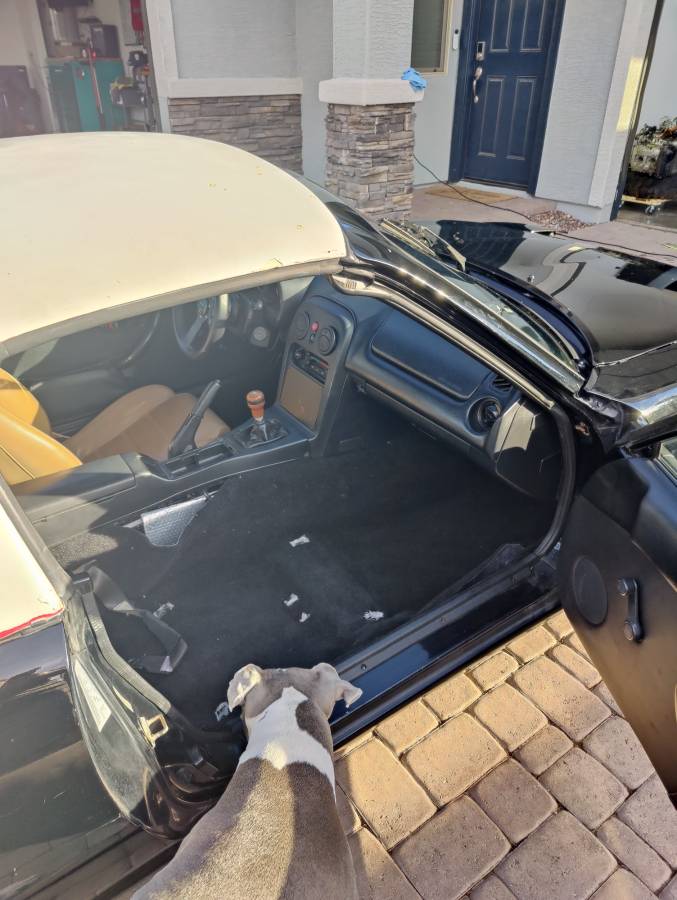 Mazda-mx-5-miata-1995-11