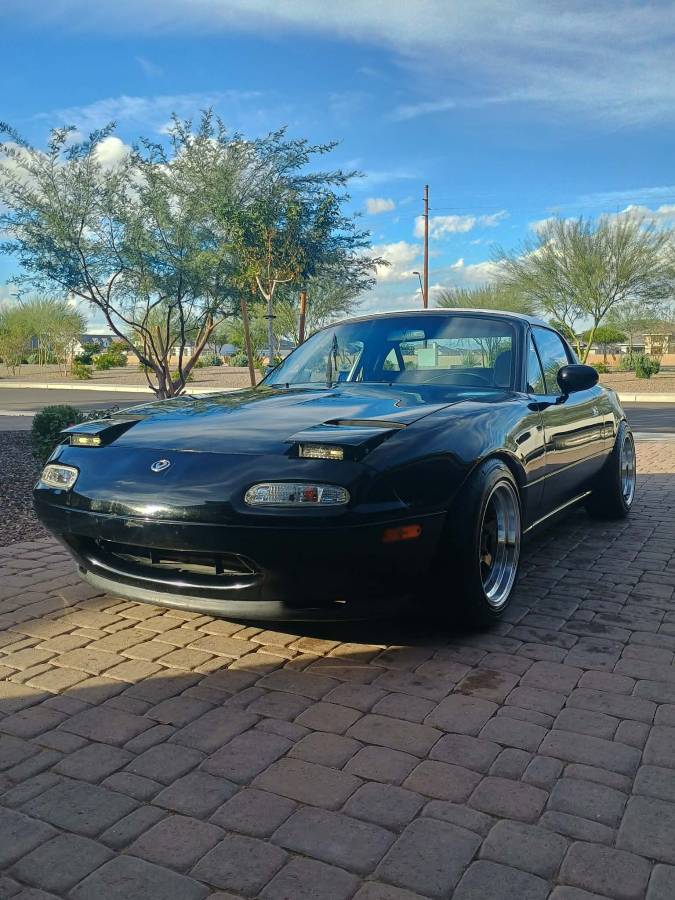 Mazda-mx-5-miata-1995