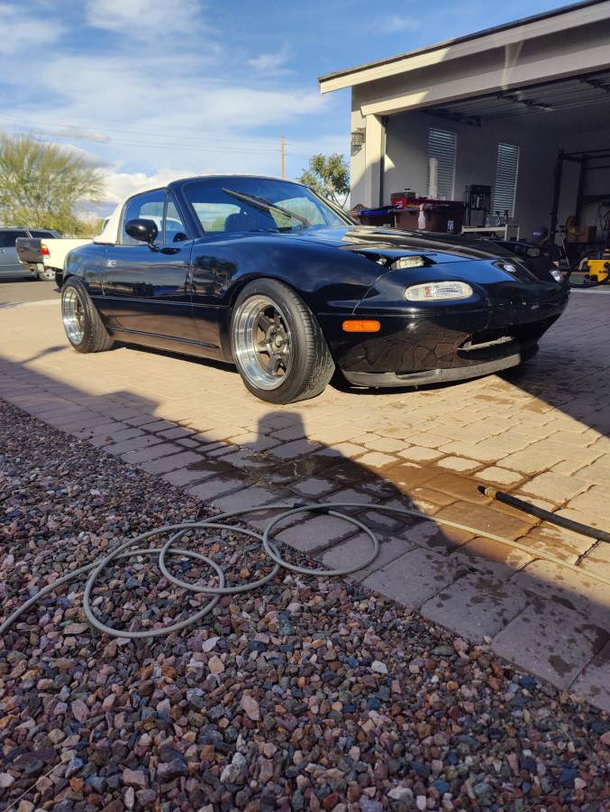 Mazda-mx-5-miata-1995-2