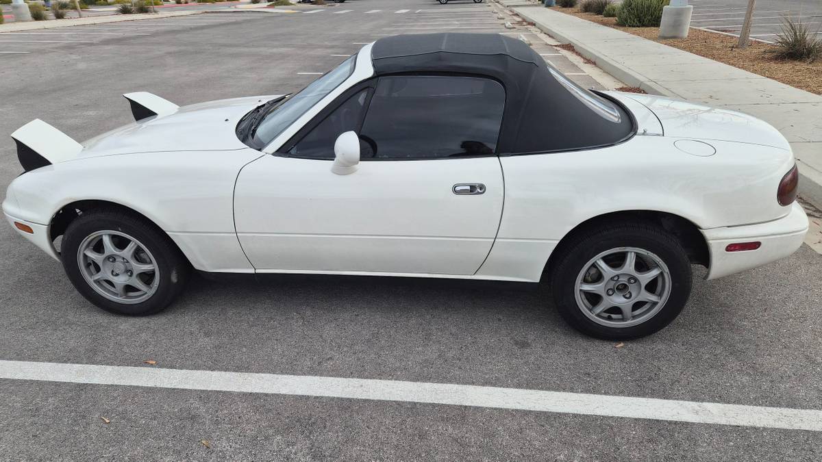 Mazda-mx-5-miata-1995-4
