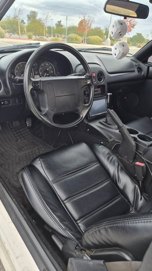 Mazda-mx-5-miata-1995-6