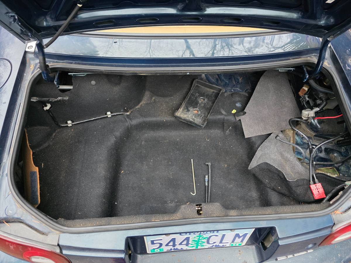 Mazda-mx-5-miata-1995-blue-11