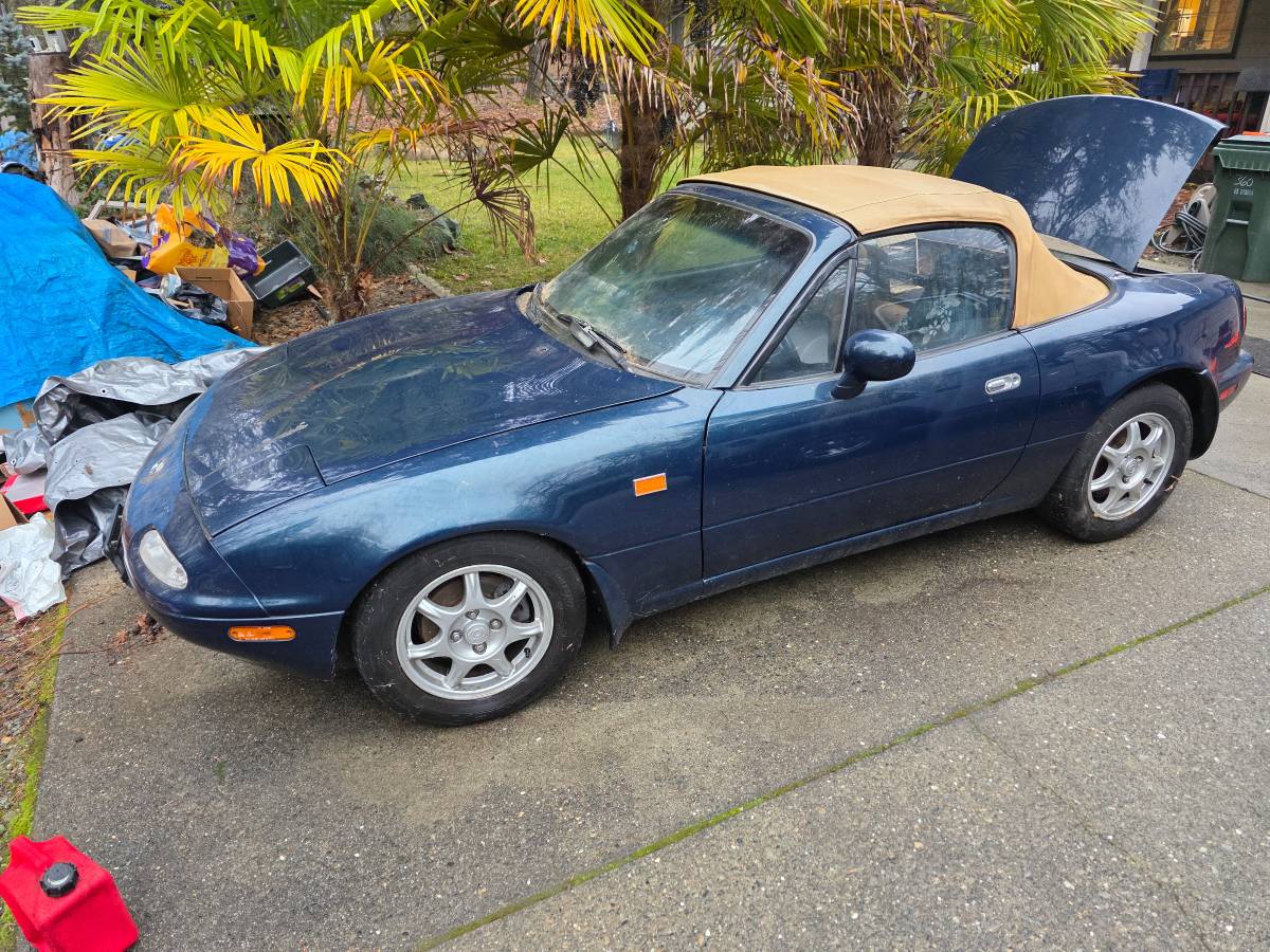 Mazda-mx-5-miata-1995-blue-2