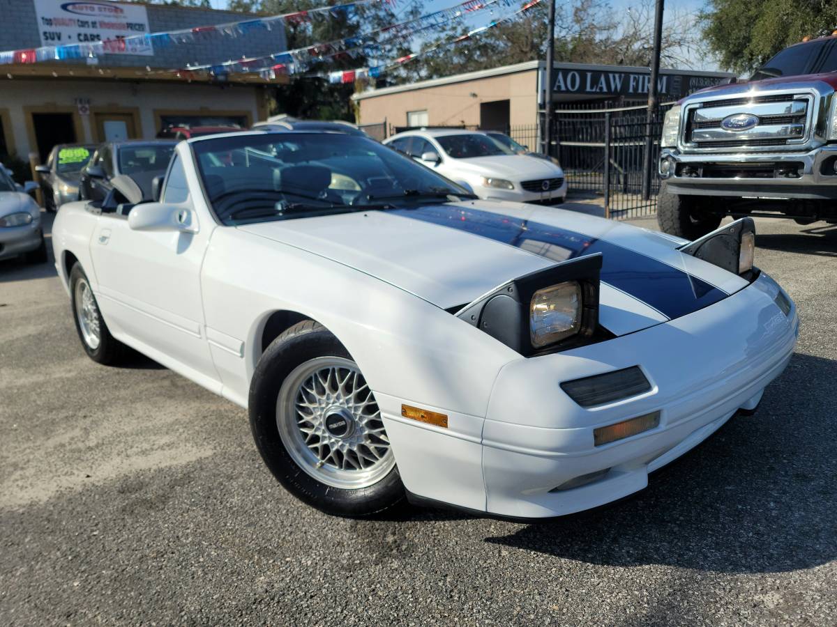 Mazda-rx-7-1990-white-16