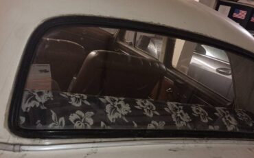 Mercedes-190db-diesel-1961-white-10