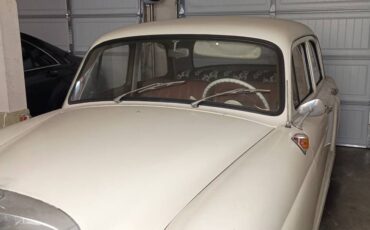 Mercedes-190db-diesel-1961-white-3