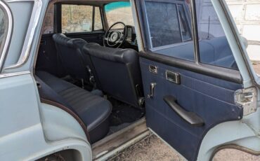 Mercedes-200d-diesel-1968-blue-1