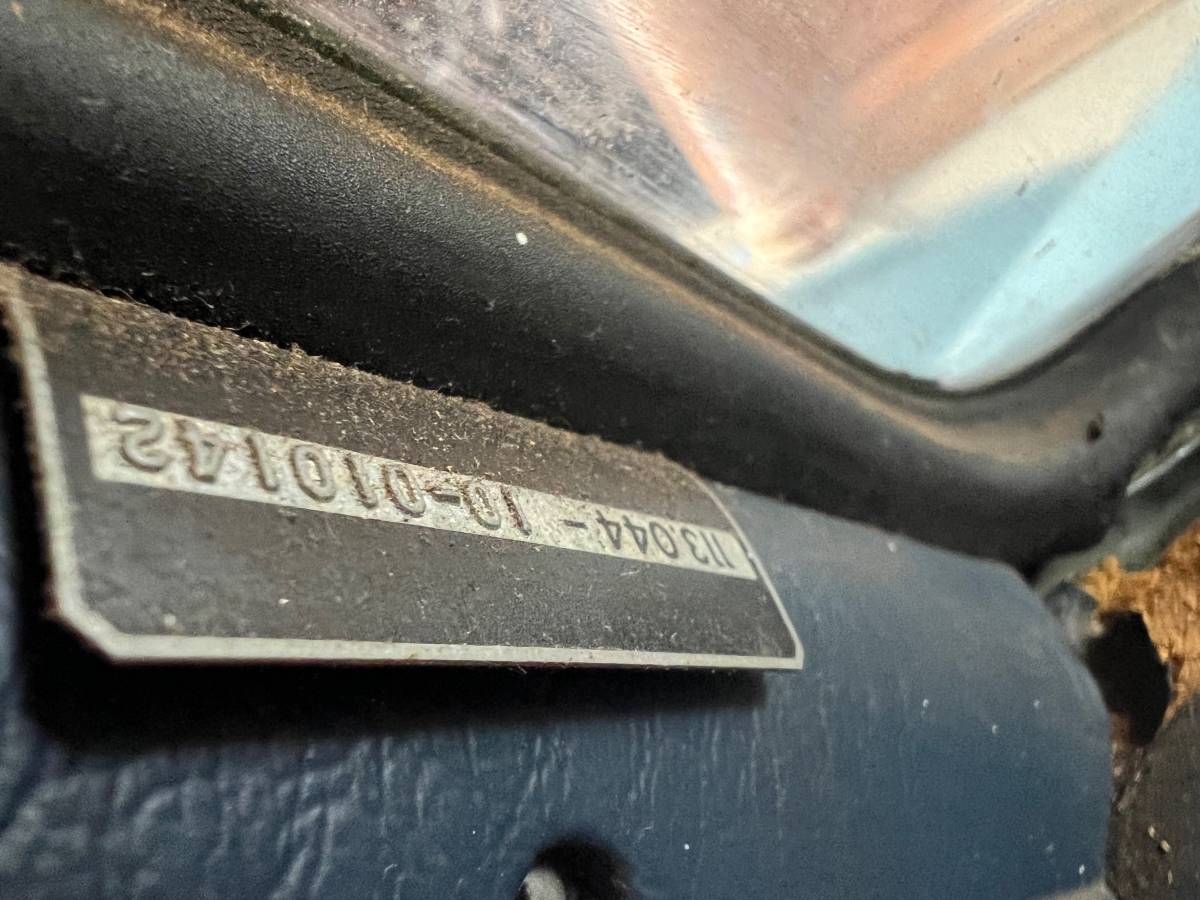 Mercedes-280-sl-1969-blue-7