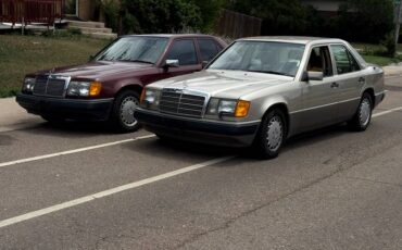 Mercedes-300e-1990-custom-2