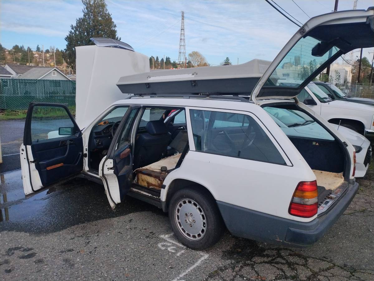 Mercedes-300td-diesel-1987-9