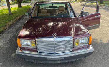 Mercedes-380-se-1985-1