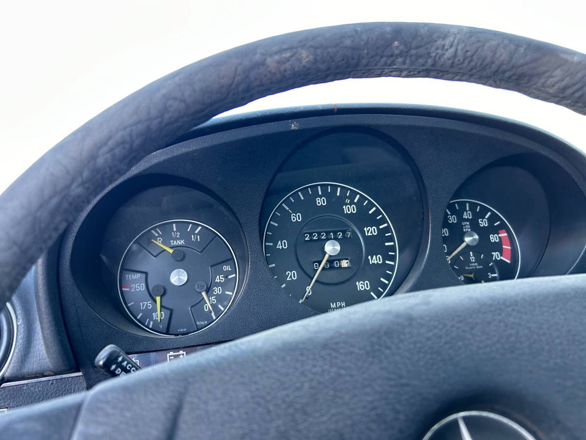 Mercedes-450-slc-1979-silver-3