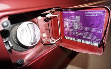 Mercedes-560sl-1989-14