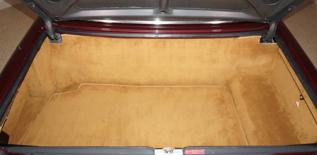 Mercedes-560sl-1989-21