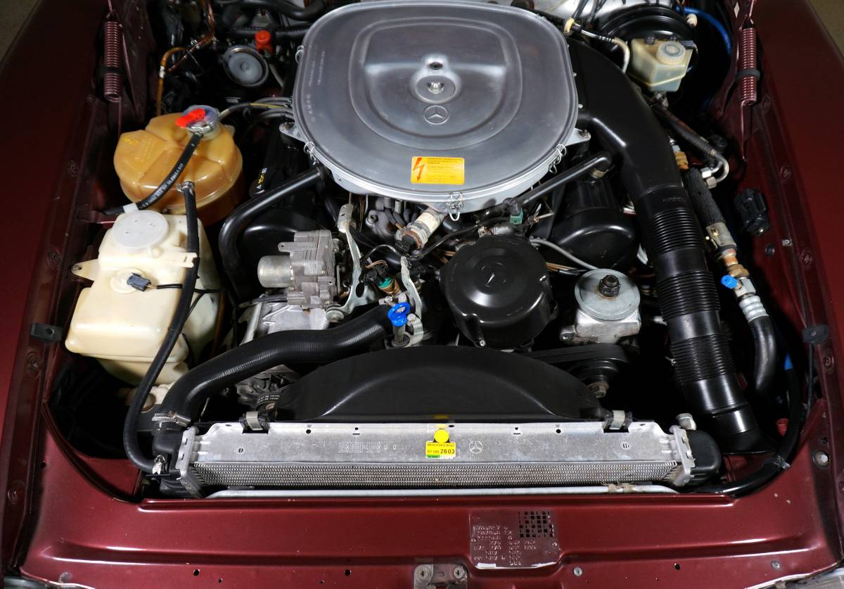 Mercedes-560sl-1989-3