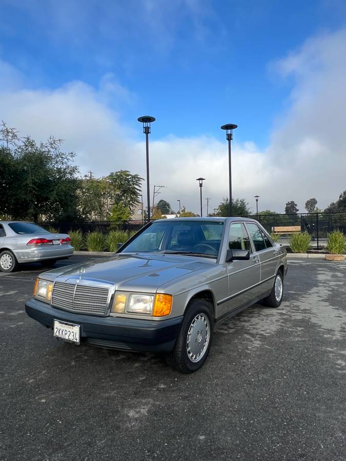 Mercedes-benz-190-series-1988-yellow-1