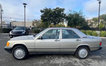 Mercedes-benz-190-series-1988-yellow-2