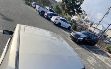 Mercedes-benz-190-series-1988-yellow-6