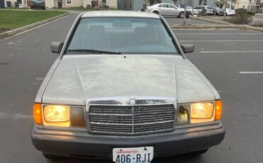 Mercedes-benz-190d-diesel-1985-silver-1