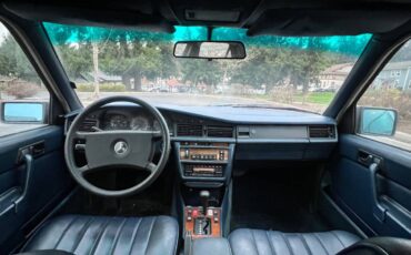 Mercedes-benz-190d-diesel-1985-silver-5