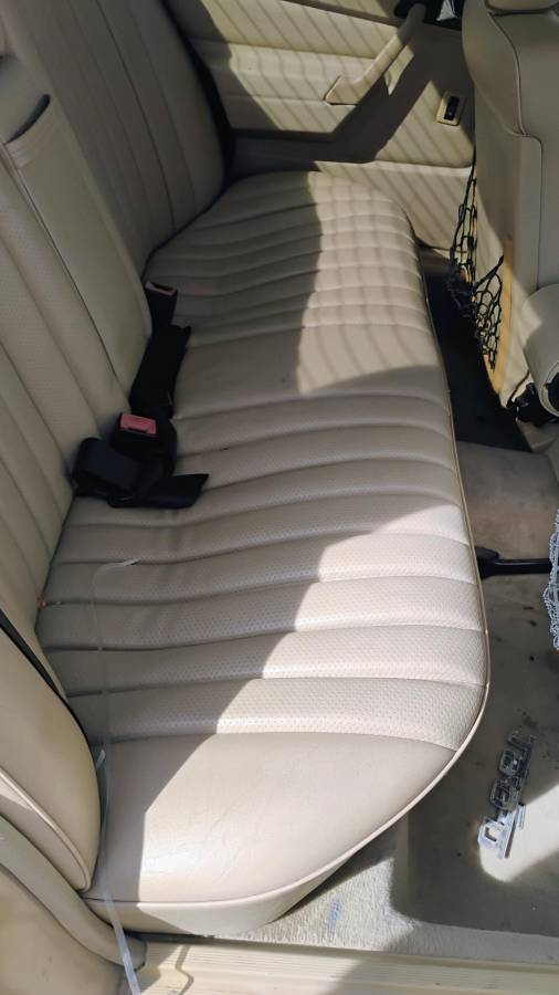 Mercedes-benz-190d-diesel-1989-brown-4