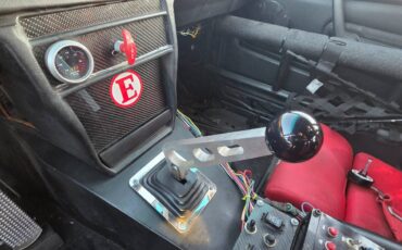 Mercedes-benz-190e-16v-1986-silver-10