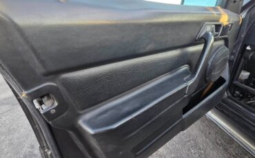 Mercedes-benz-190e-16v-1986-silver-15