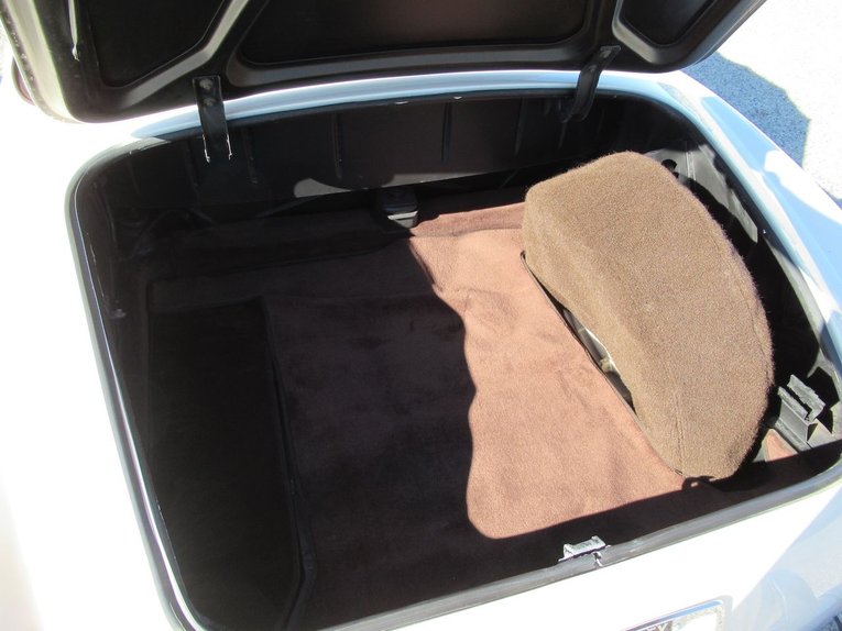 Mercedes-benz-190sl-1962-Ivory-Tobacco-Brown-21