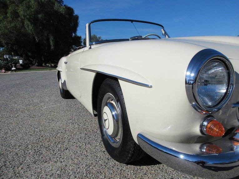Mercedes-benz-190sl-1962-Ivory-Tobacco-Brown-27