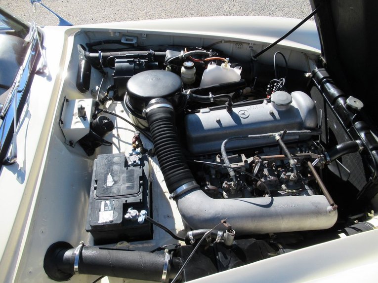 Mercedes-benz-190sl-1962-Ivory-Tobacco-Brown-29