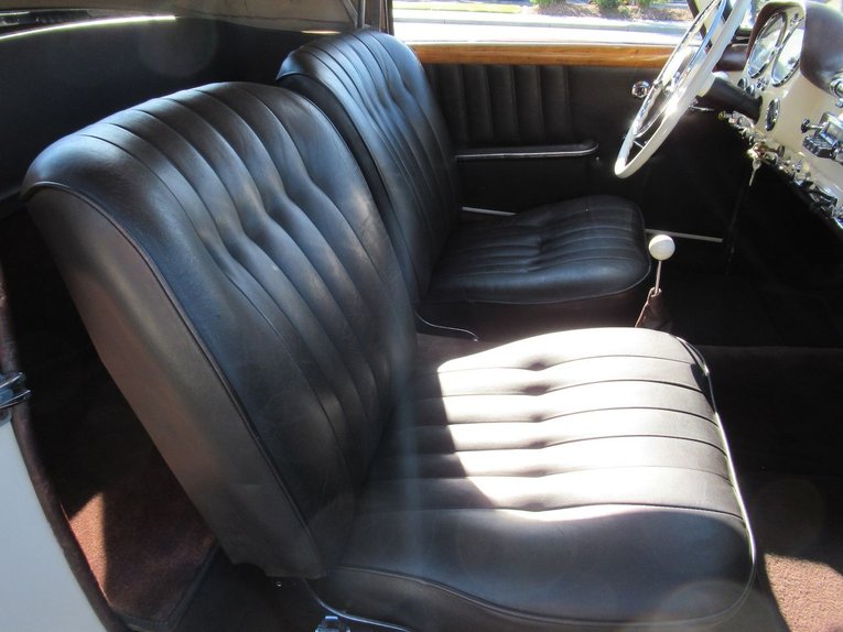 Mercedes-benz-190sl-1962-Ivory-Tobacco-Brown-30