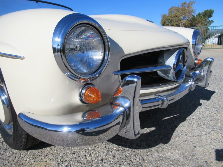 Mercedes-benz-190sl-1962-Ivory-Tobacco-Brown-5