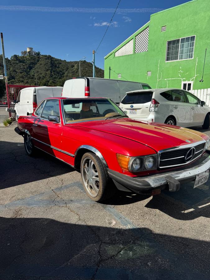 Mercedes-benz-1975-red