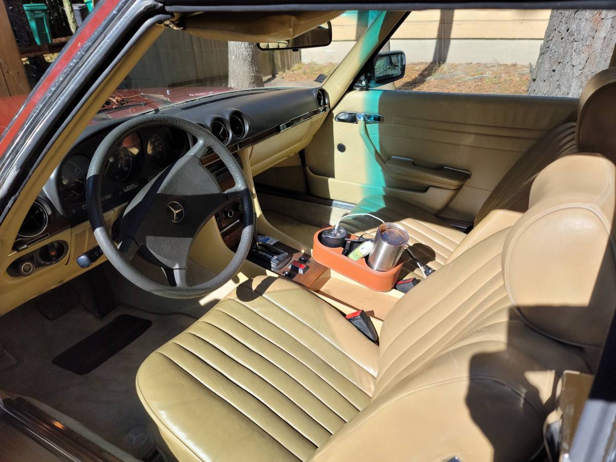 Mercedes-benz-1981-red-7